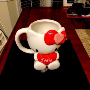 Hello Kitty Valentine’s Day Body Mug